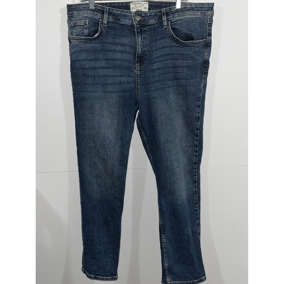 Fat Face Sway Size UK 18R Medium Blue Wash Slim Straight Leg Jeans W40 L27 - Picture 1 of 6